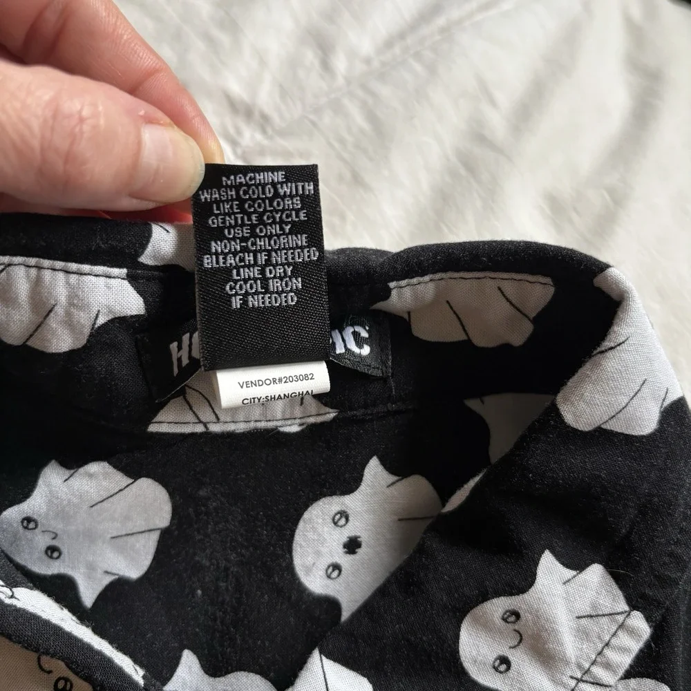 Hot Topic Button Up Ghost Shirt Womens S Black Whimsigoth Cute Spooky Halloween - Picture 7 of 11